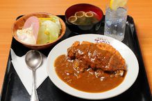 トンカツカレーライス